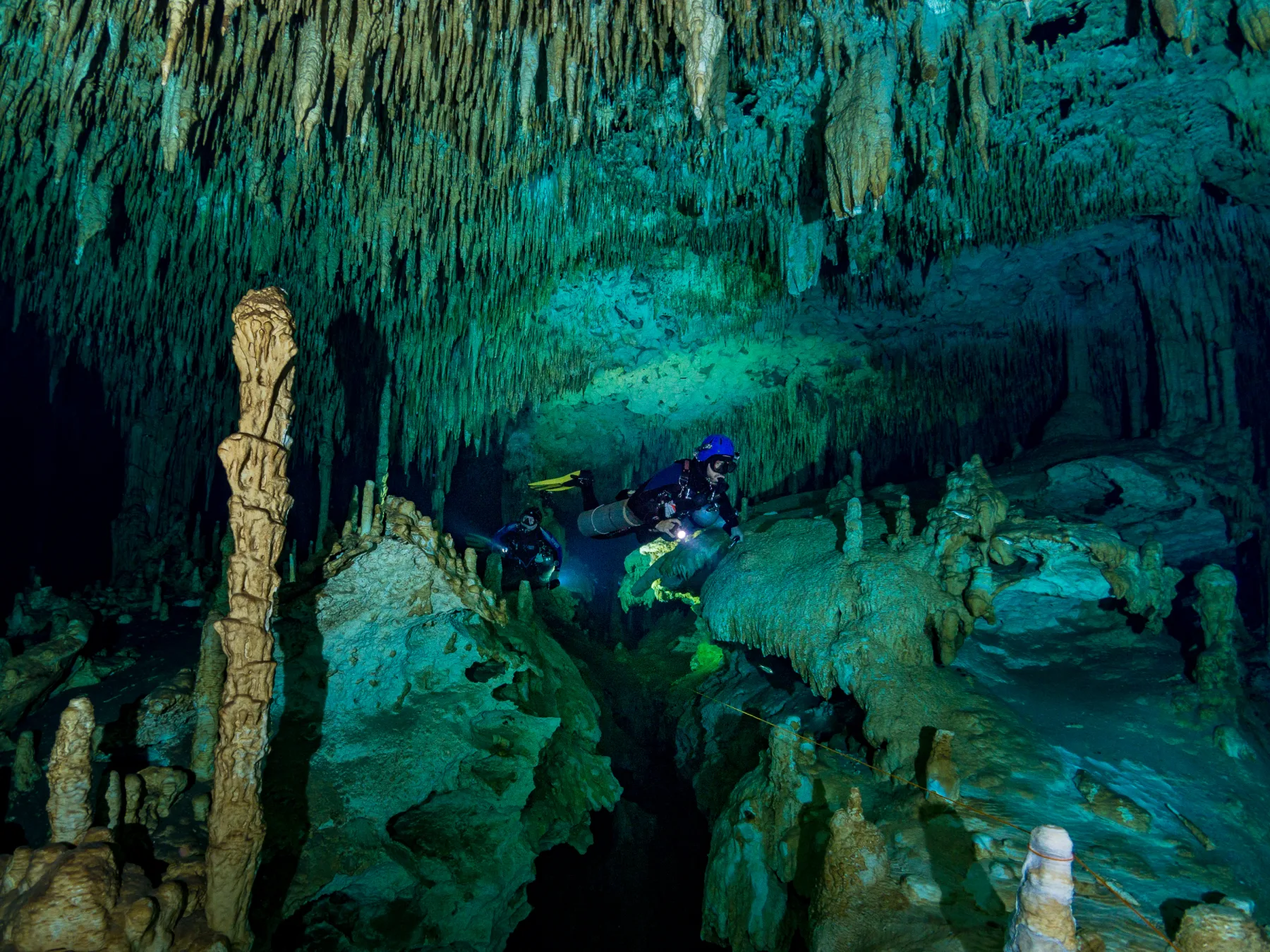Dreamgate in the Scuba Tulum cenote guide