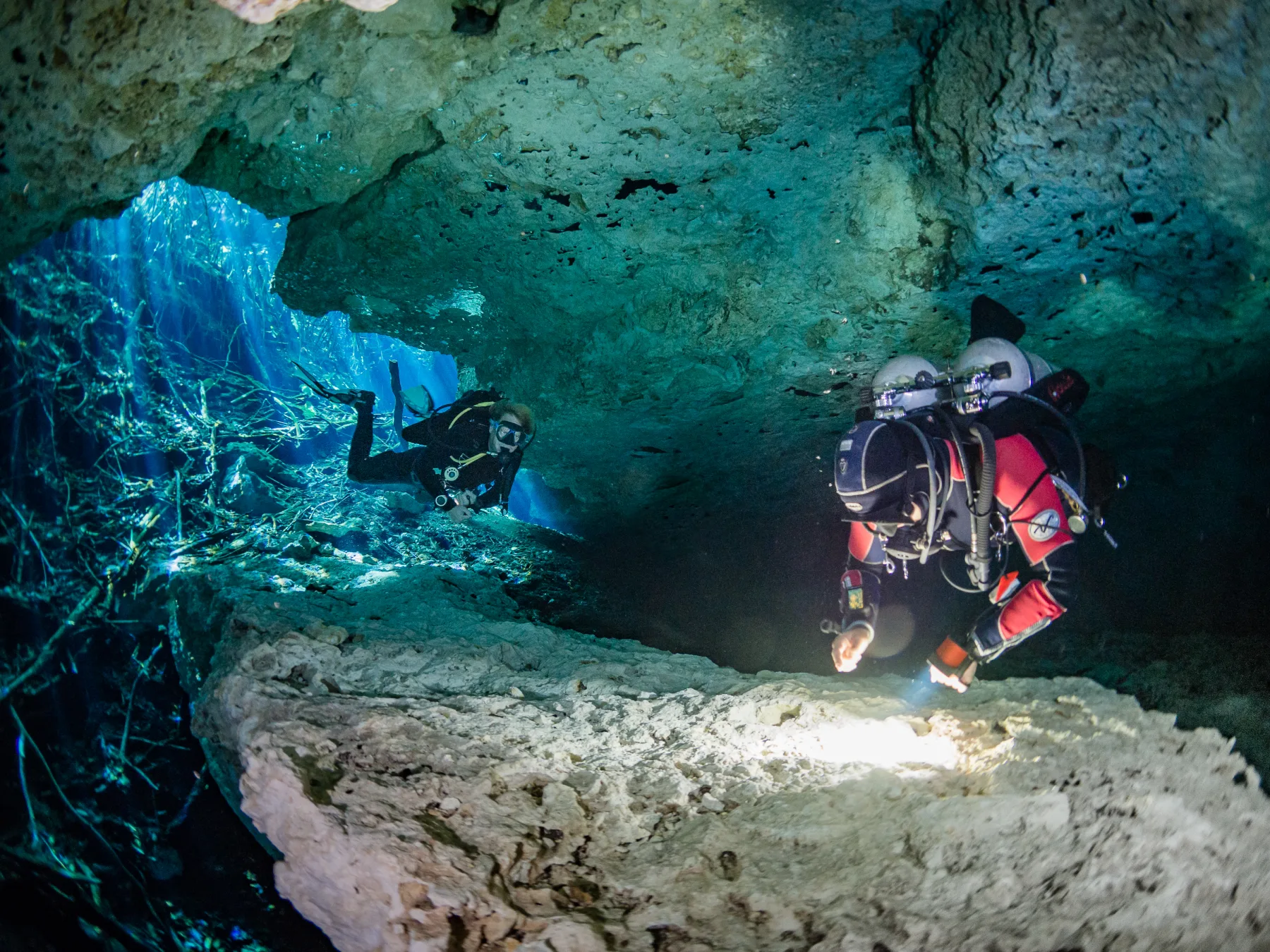 Ponderosa in the Scuba Tulum cenote guide